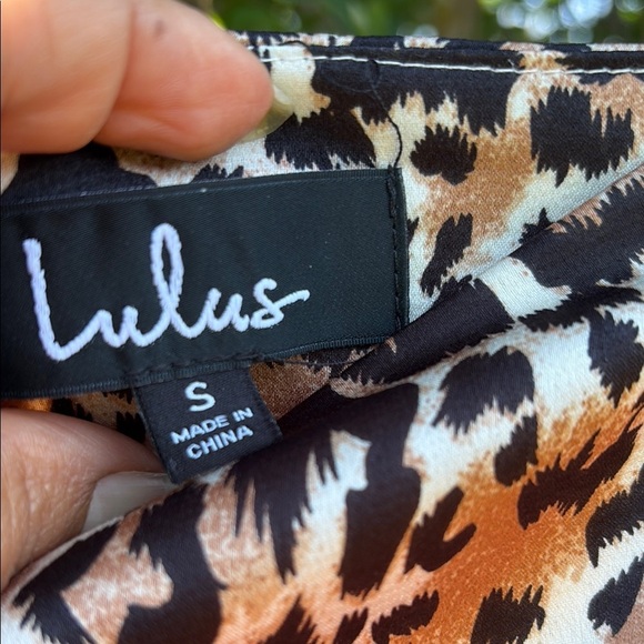 Lulu's Brown and Black Cropped Leopard Print Pants - Picture 2 of 12